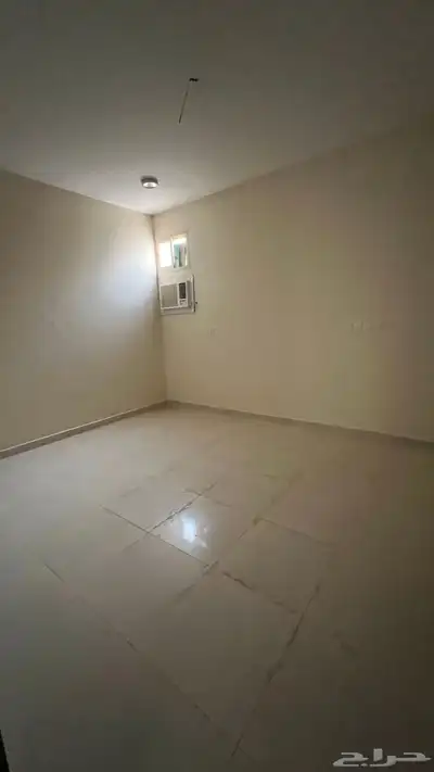 للايجار شقق عزاب 5