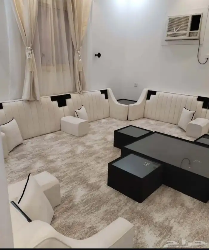 تفصيل جميع انواع الكنب والجلسات الارضي والستائر 0