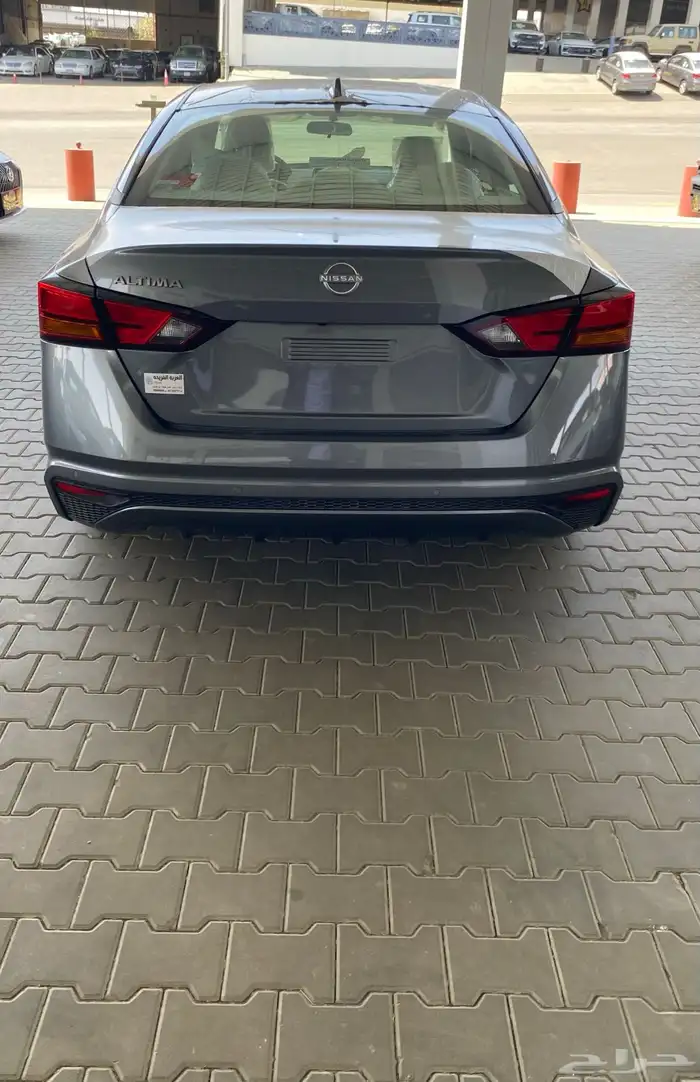 نيسان التيما S 2025 3