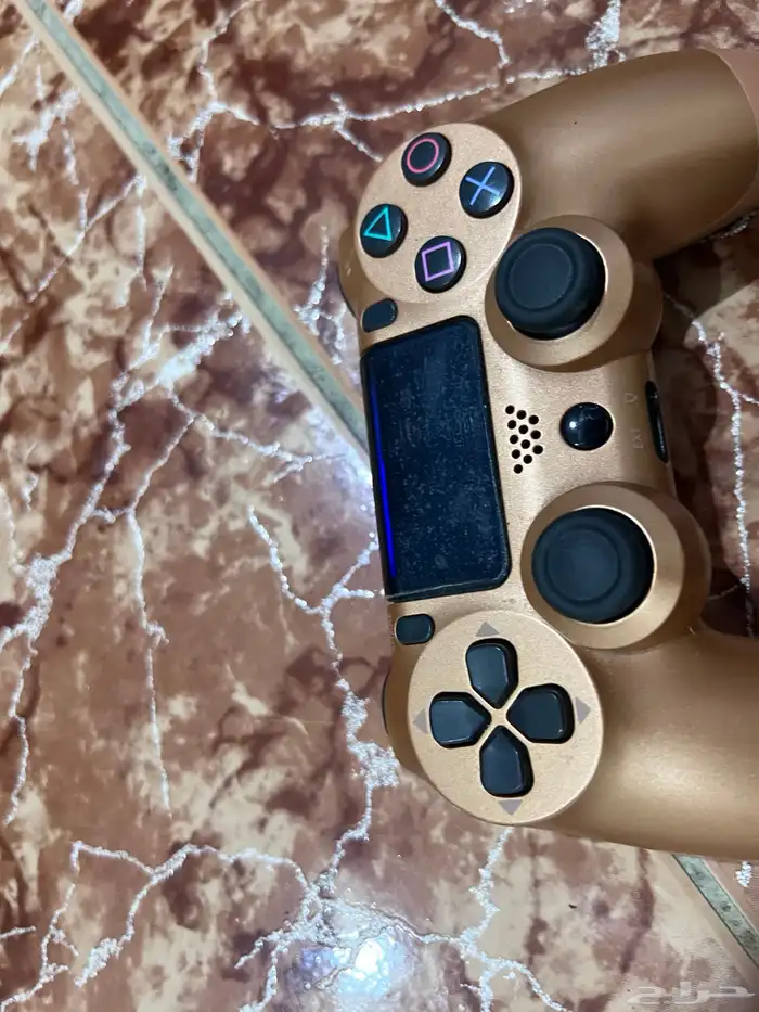 طاولة قيمنج للبيع 5