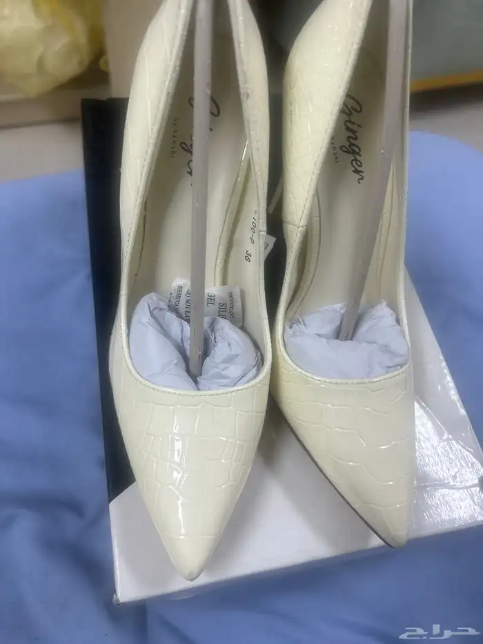 احذيه نسائيه تصفيه محل .علي 30 ريال 0