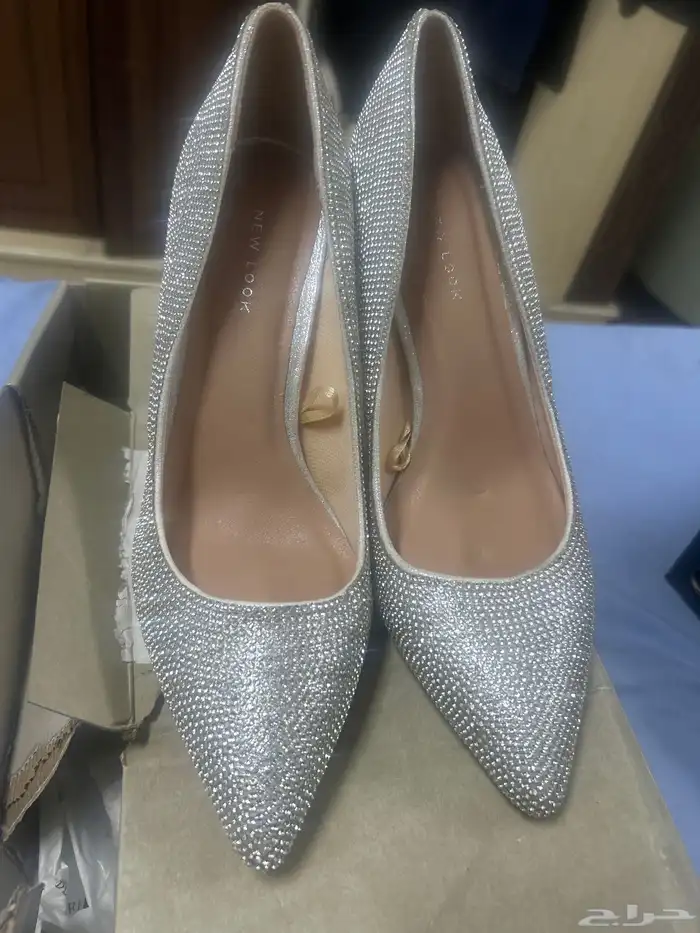 احذيه نسائيه تصفيه محل .علي 30 ريال 3