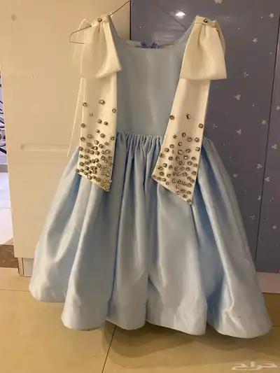 فستان ازرق على كريستال 0