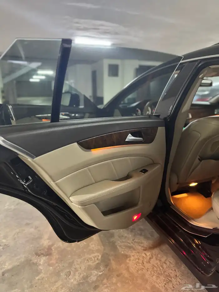 مرسيدس CLS500 WAGON 8