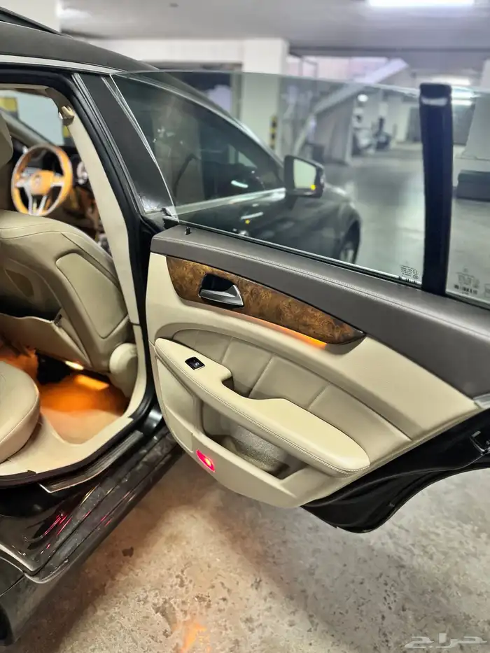 مرسيدس CLS500 WAGON 10