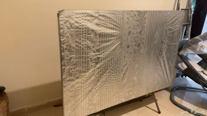 طاولة خشب 0