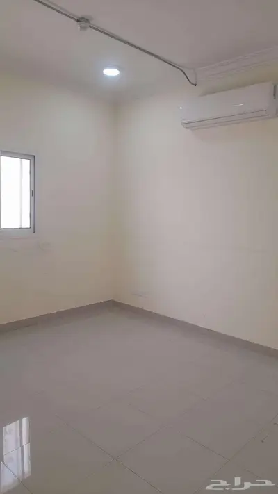 مكتب للايجار بحى الملز 0