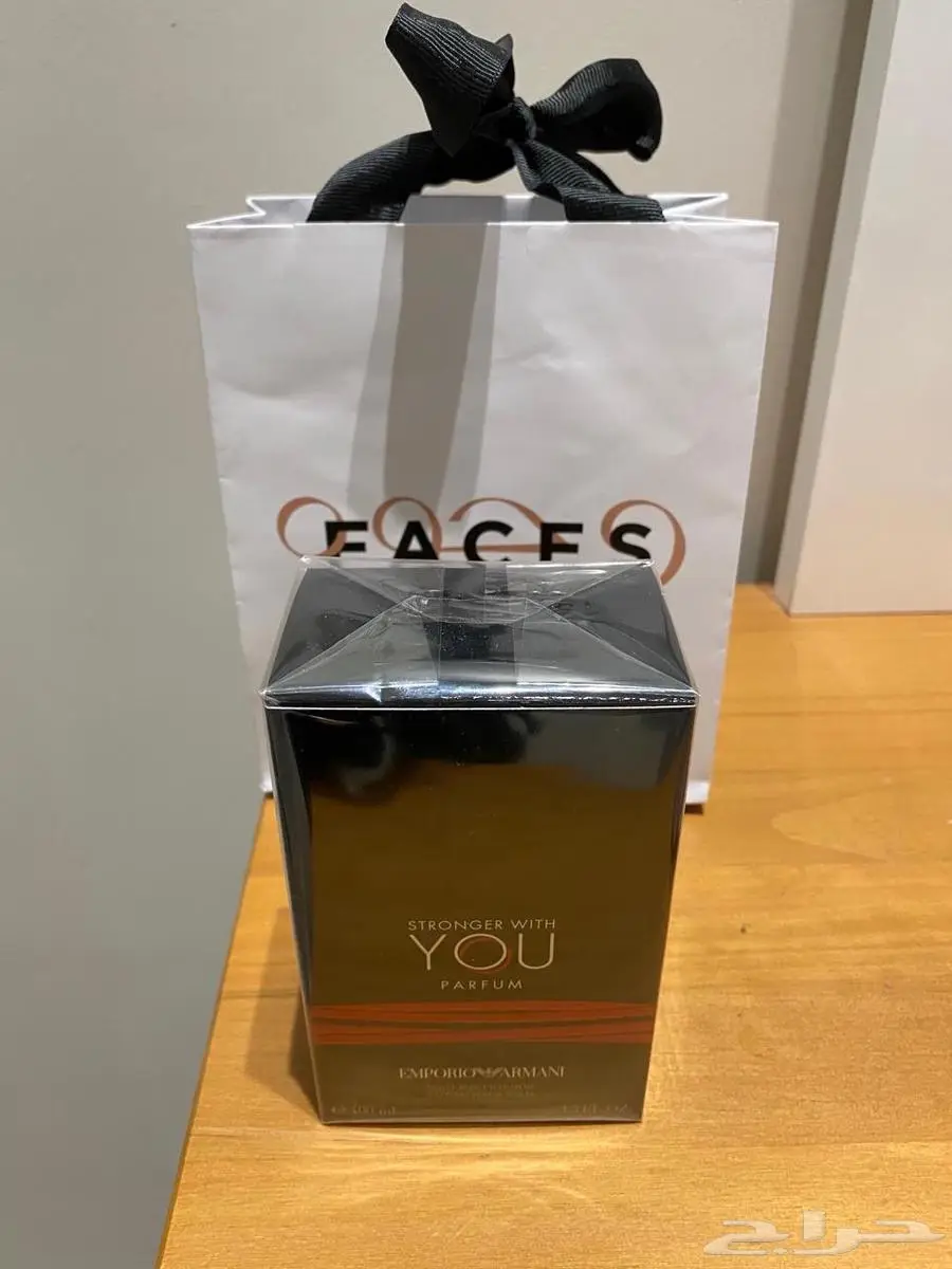 للبيع عطر سترونقر وذ يو بيرفيوم 1