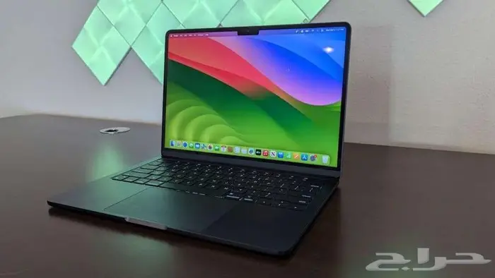Mac Book Air 2024 Laptop ماك بوك اير 2024-M3-الرامات 8 جيجا 3
