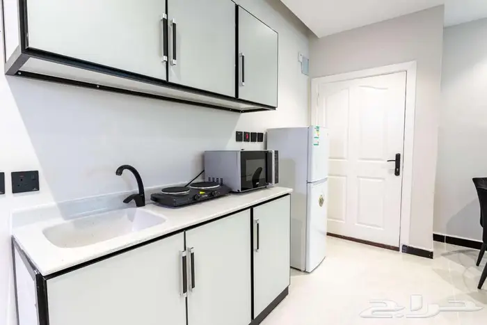 شقة غرفة وصالة فاخرة شهري خلف البوليفارد مباشرة - خصم شهري 10