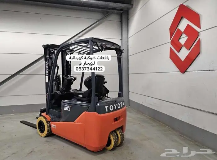 مان لفت سيزر لفت للايجار Scissor  forklifts for rent 7
