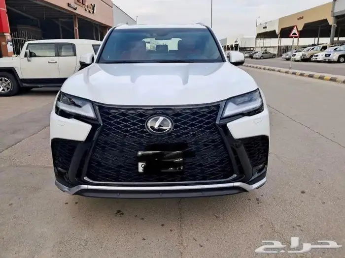 لكزس LX600 م2023 اف سبورت 0