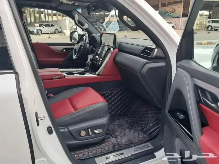 لكزس LX600 م2023 اف سبورت 13