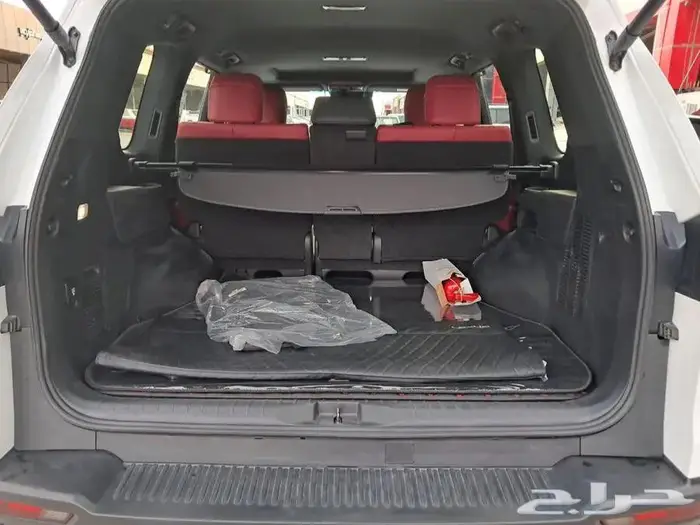 لكزس LX600 م2023 اف سبورت 12