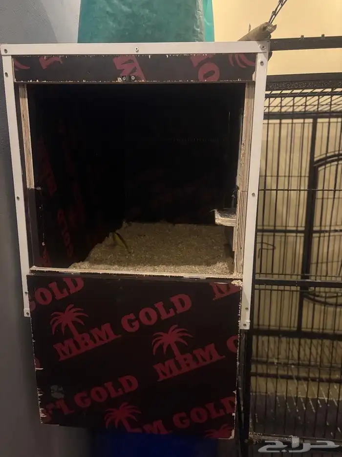 قفص   فقاسه كبير وبحاله ممتازة 3