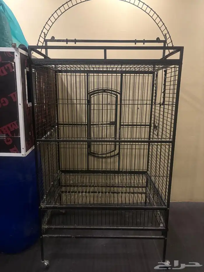 قفص   فقاسه كبير وبحاله ممتازة 0