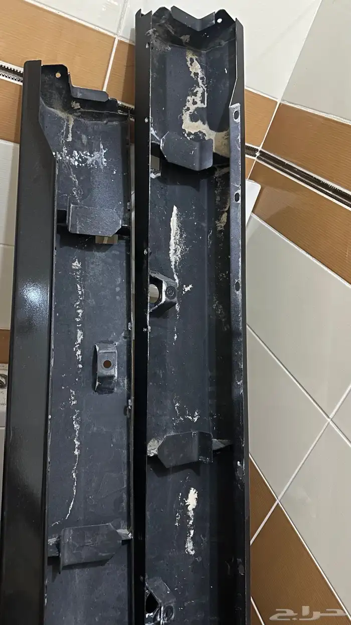 (تم البيع) دعاسات جانبية حديد جيب جراند شيروكي تريل هوك 2