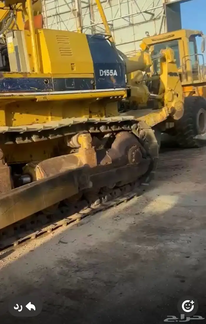 للبيع بلدوزر كماتسو D155 11