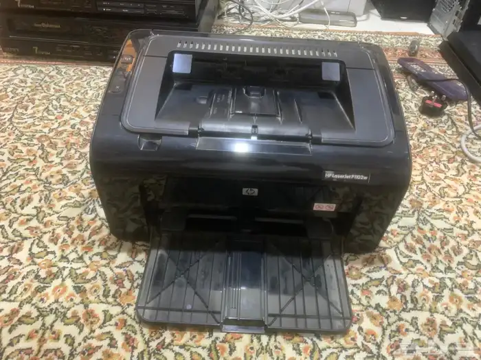 طابعة ليزر HP احادية اللون اسود HP1102 وHP1102W شبه جديدة 9