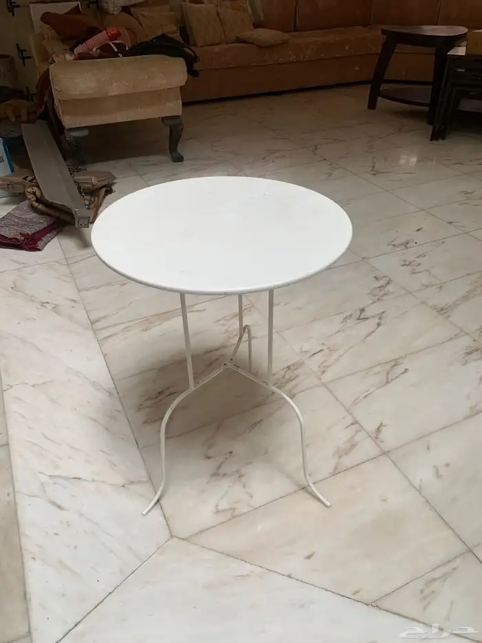 طاولة من ايكيا 6