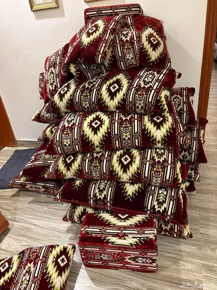 اثاث بيت شعر للبيع 1