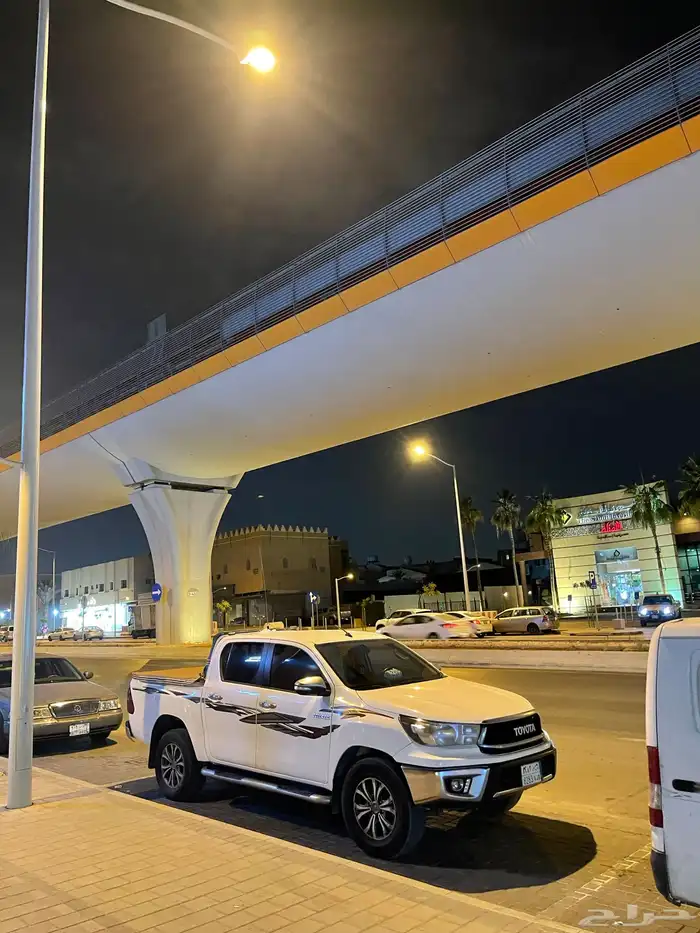 وانيت لتوصيل ونقل الاثاث 0