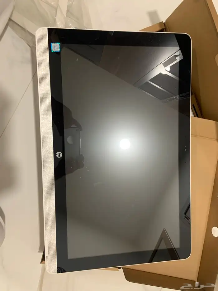 كمبيوتر اتش بي الكل في واحد بي سي مكتبي HP 1