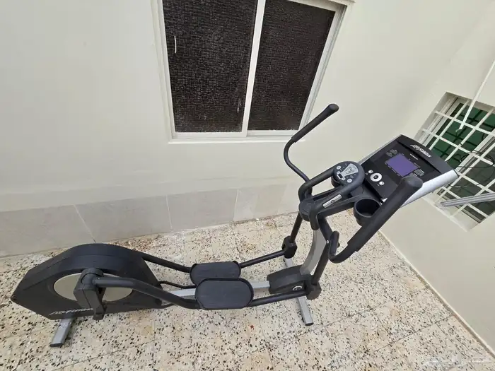 سير رياضي ودراجة 5