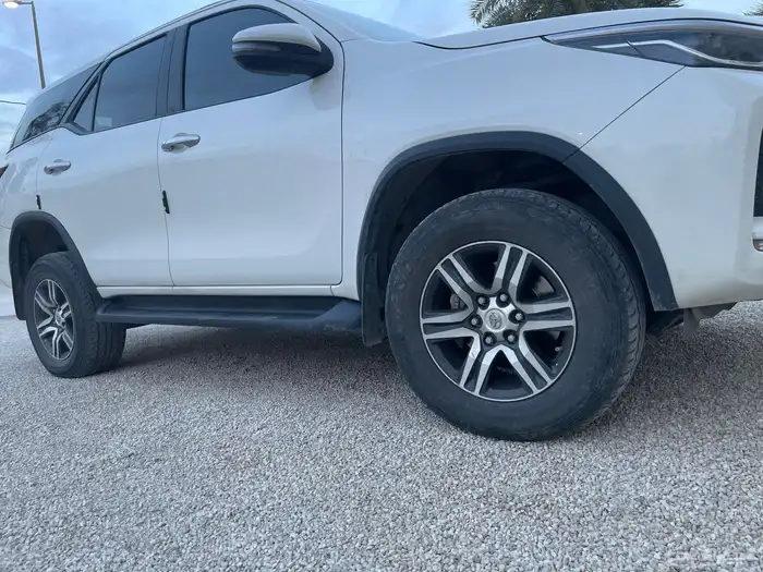 فور شنر 2021 ديزل جديد مشيك عليه كامل 2004 4