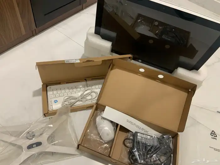 كمبيوتر اتش بي الكل في واحد بي سي مكتبي HP 3