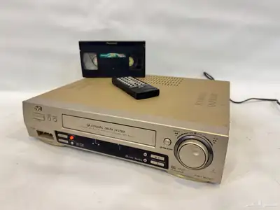 فيديو قديم شريط كبير 0