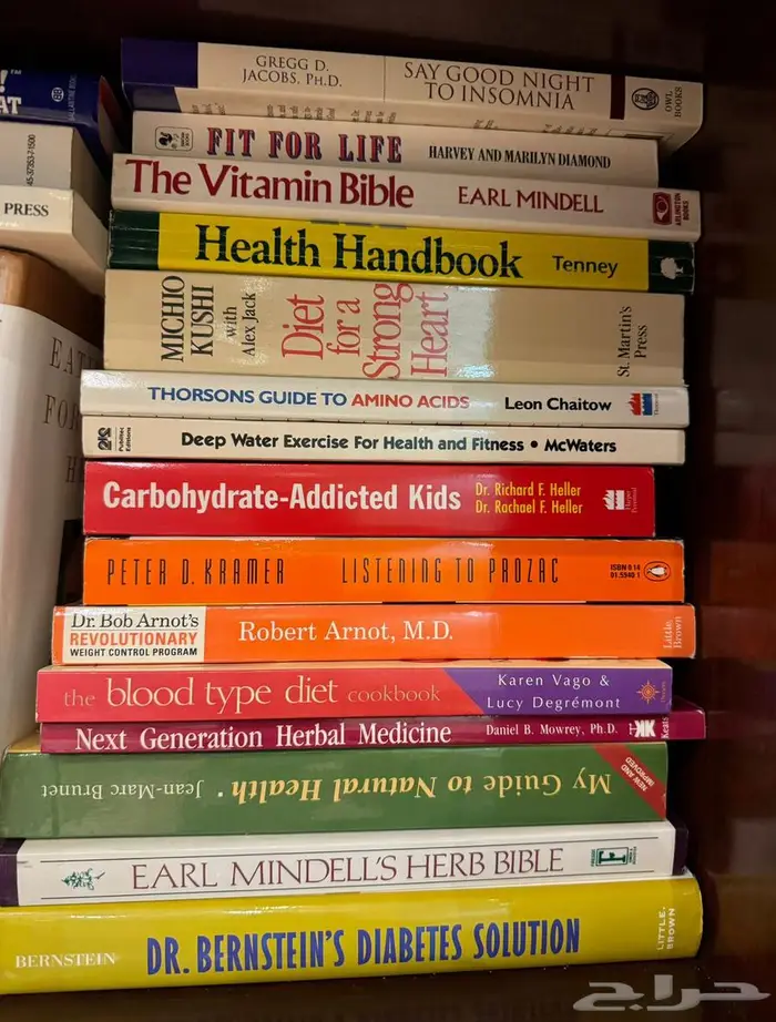 Old books in good condition for sale in Riyadh 3