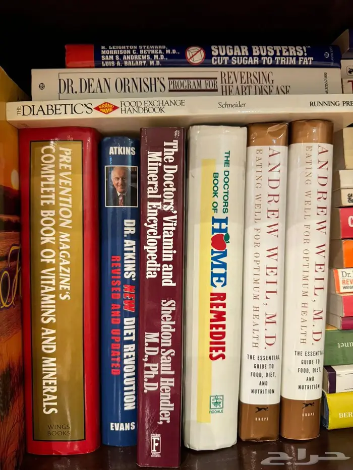 Old books in good condition for sale in Riyadh 2