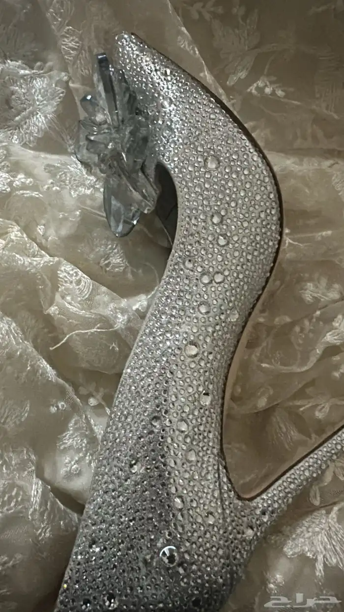 جزمه ماركه عالميه تنفع لعروس 1