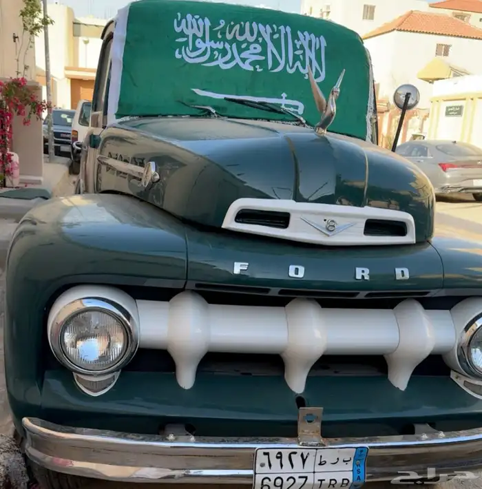 فورد F100 موديل 1952 قديم للبيع او الايجار 5