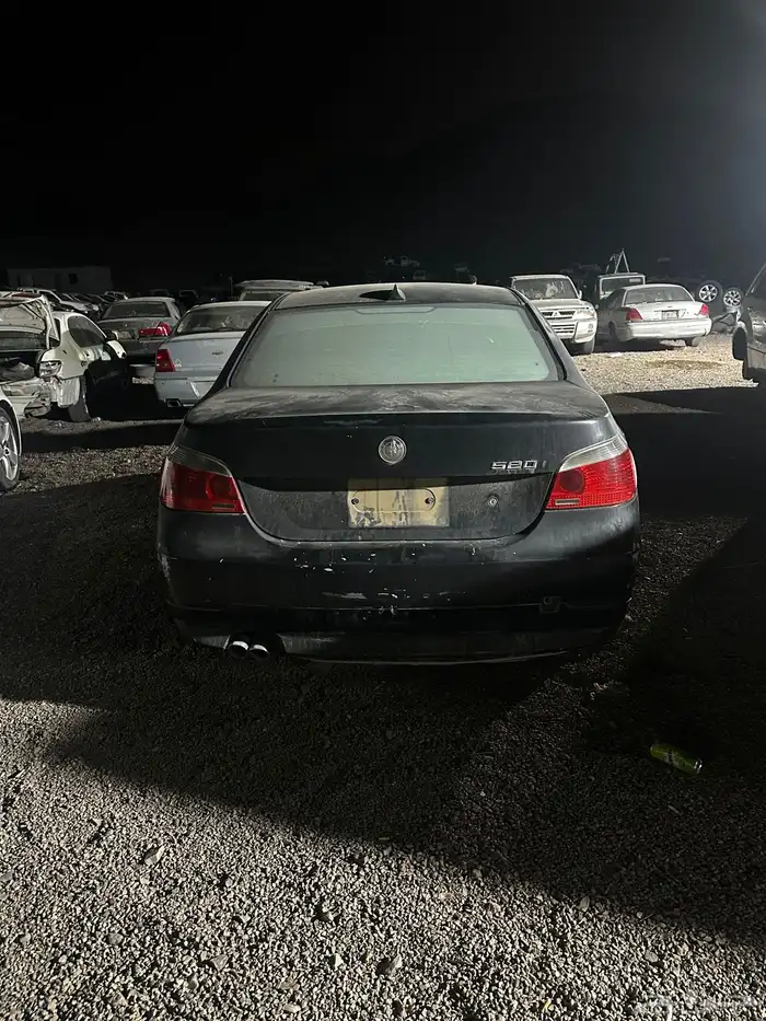 قطع غيار بي ام دبليو 520 0