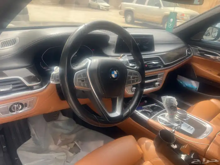 بي ام 730 اسمنتي 2020 3