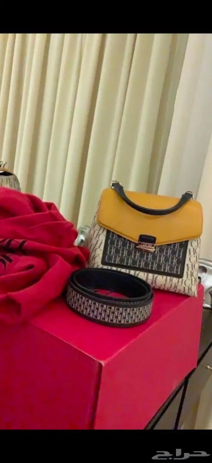 شنطة كارولينا هريرا 0