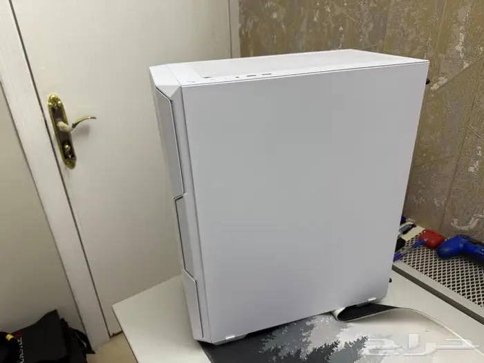 كيس ابيض من XPG 3
