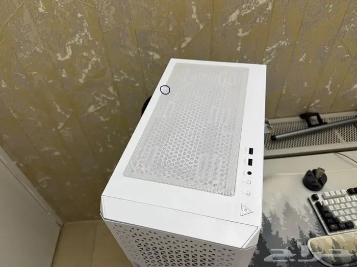 كيس ابيض من XPG 0