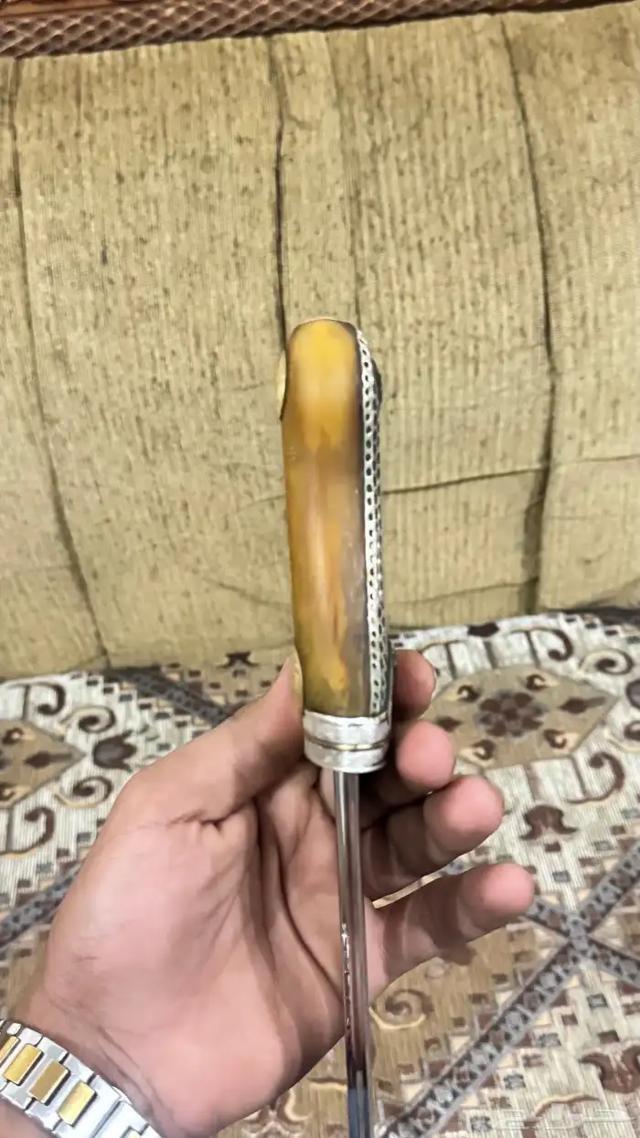 خنجر قرن شبيه الزراف 3