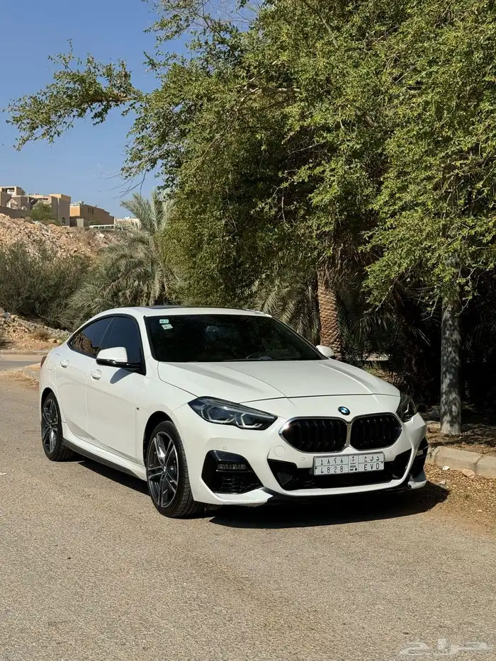 للبيع BMW 218 موديل 2021   فل كامل كت M 2