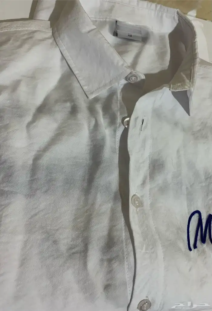 مجموعه قمصان من الكتان واحذيه جديده اصليه للبيع السريع 5