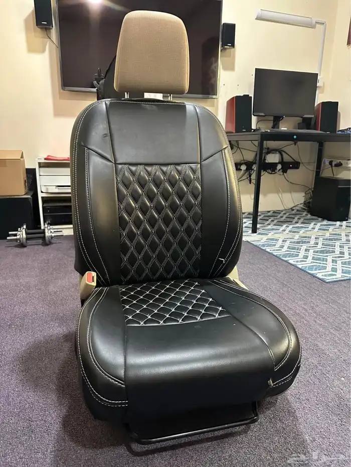 Toyota Corolla 2013-2018 car manual fabric car seat 1