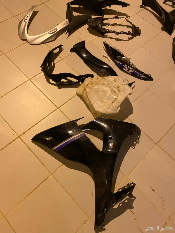 قطع فيابر دباب ريس 1000 gsx 2