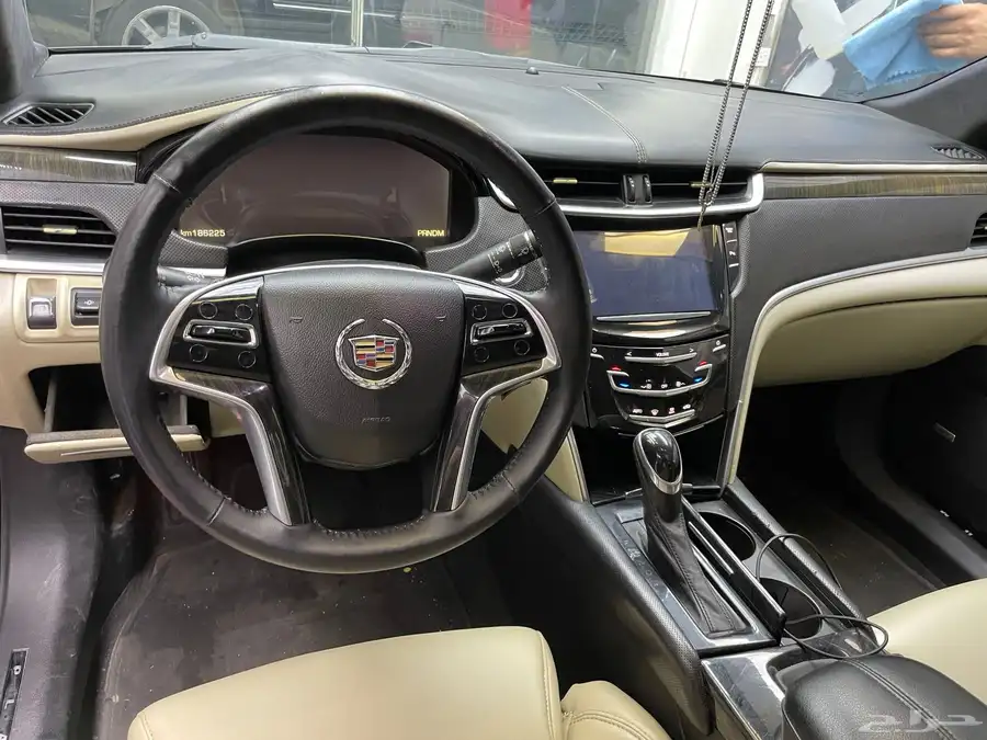 كاديلاك XTS بلاتنيوم 5