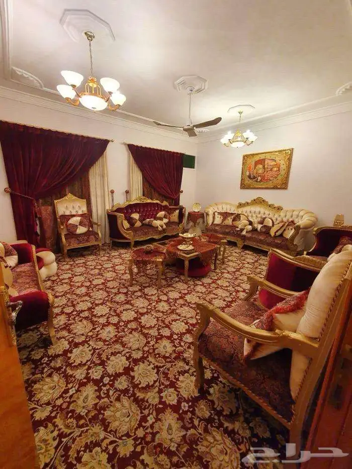 طقم كنب خشب مصري فاخر للبيع 1