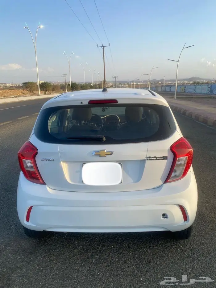سبارك 2019 لون ابيض 4