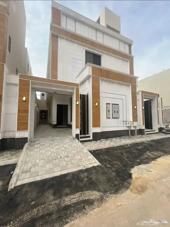 للبيع ادوار و شقق 1