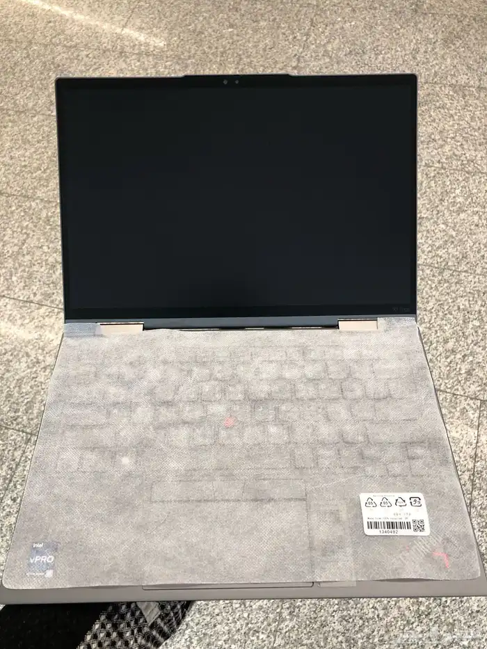 Lenovo Thinkpad X1 Yoga 360  Core i7 12th Gen 32GB 1TB 2